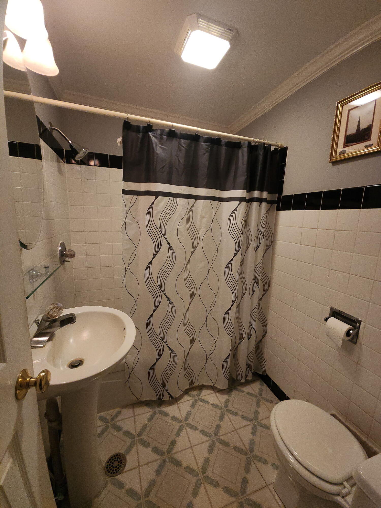 5497 Old Highway, Unit SIX Elloree, SC 29047 - Photo 23 of 30 Guest Bath