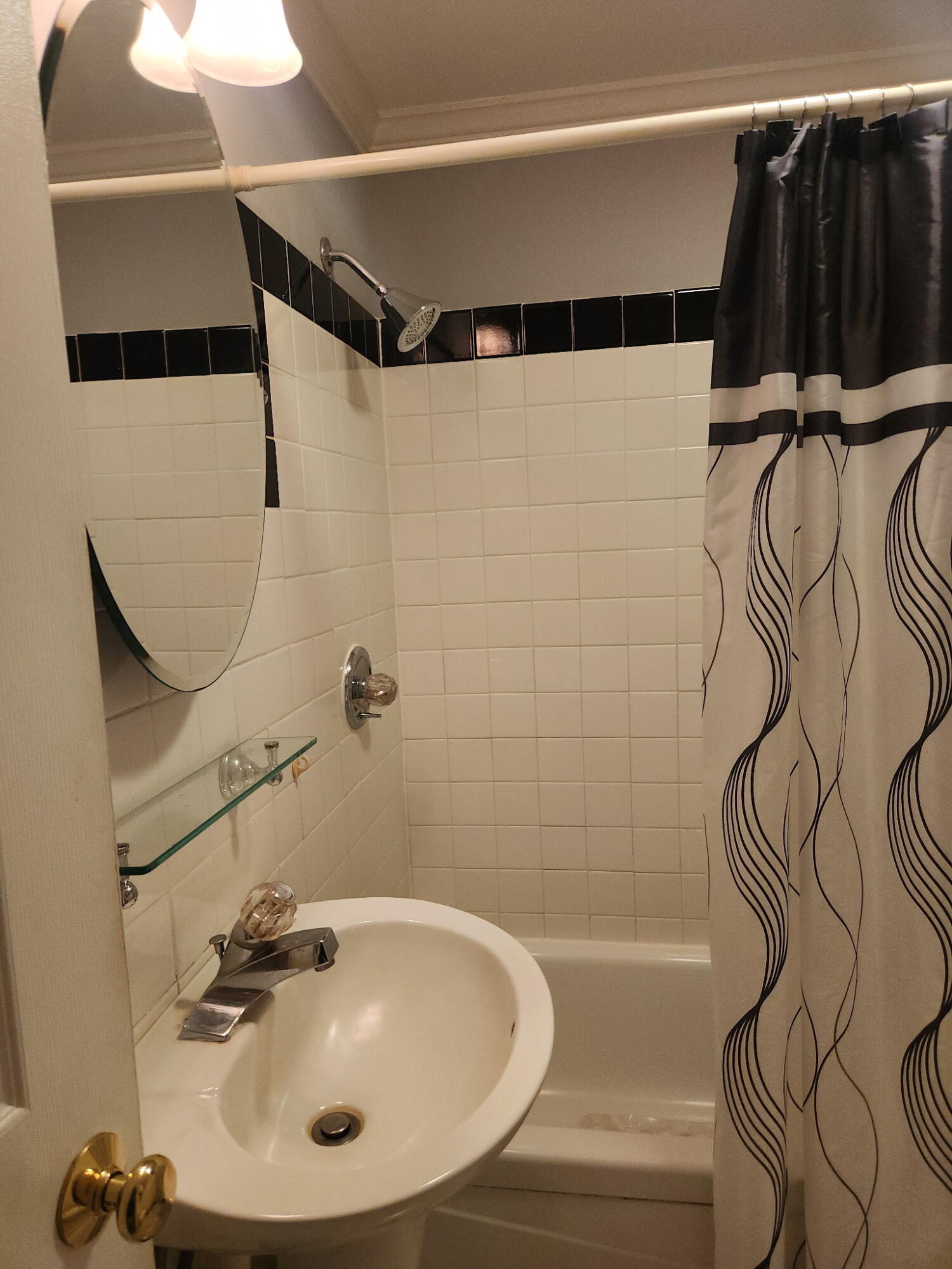 5497 Old Highway, Unit SIX Elloree, SC 29047 - Photo 24 of 30 Guest Bath