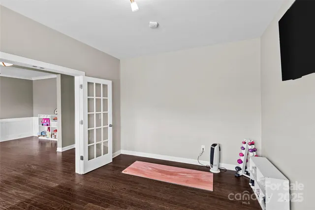 a view of livingroom with furniture and wooden floor