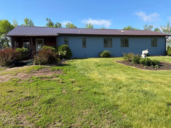 $340,000 | 96 200th Avenue, Fulda, MN 56131