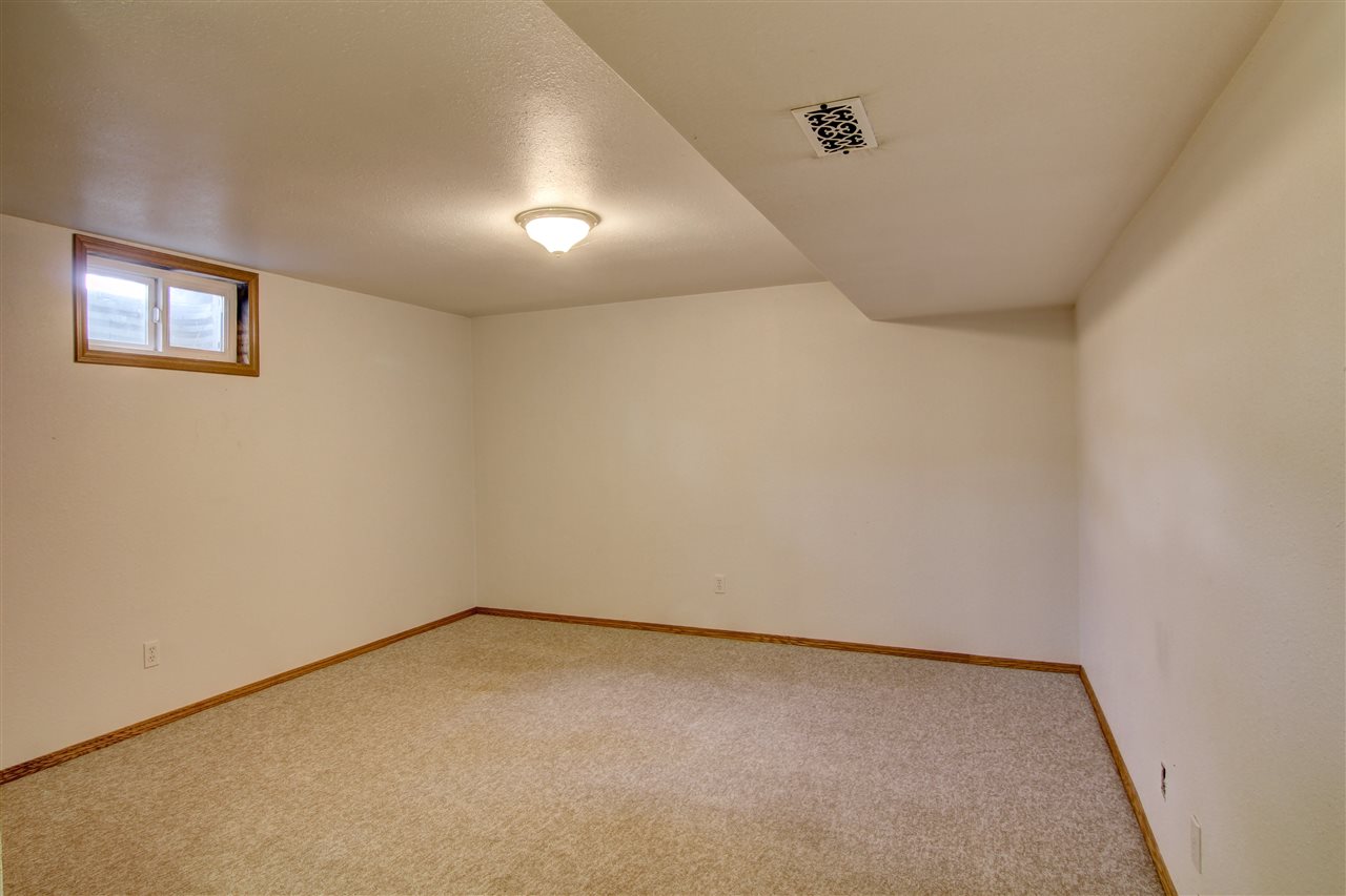 506 North Moore Road Spokane Valley, WA 99037 - Photo 13 of 20
