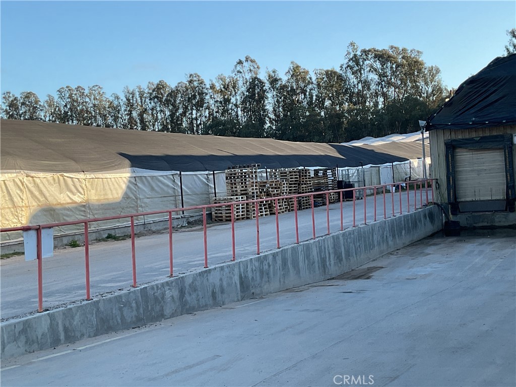 808 Albert Way Arroyo Grande, CA 93420 - Photo 6 of 12 a view of a roof deck