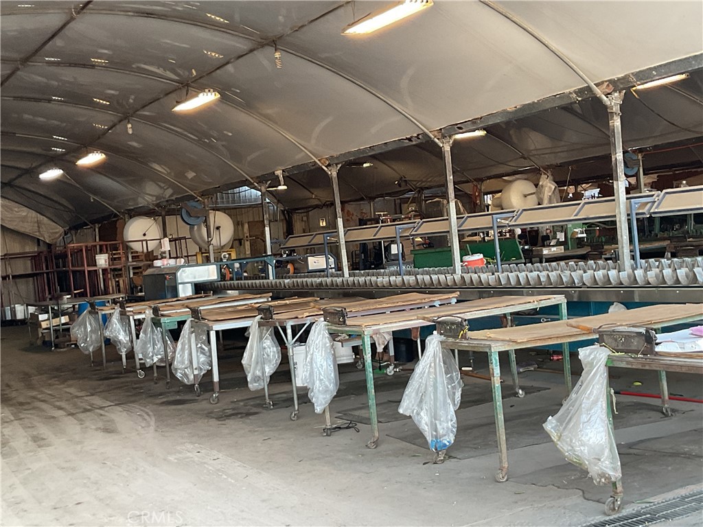 808 Albert Way Arroyo Grande, CA 93420 - Photo 8 of 12 a view of a bar restaurant