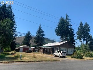 121 Metzger Road Carson, WA 98610 - Photo 8 of 11 Gallery Image 8