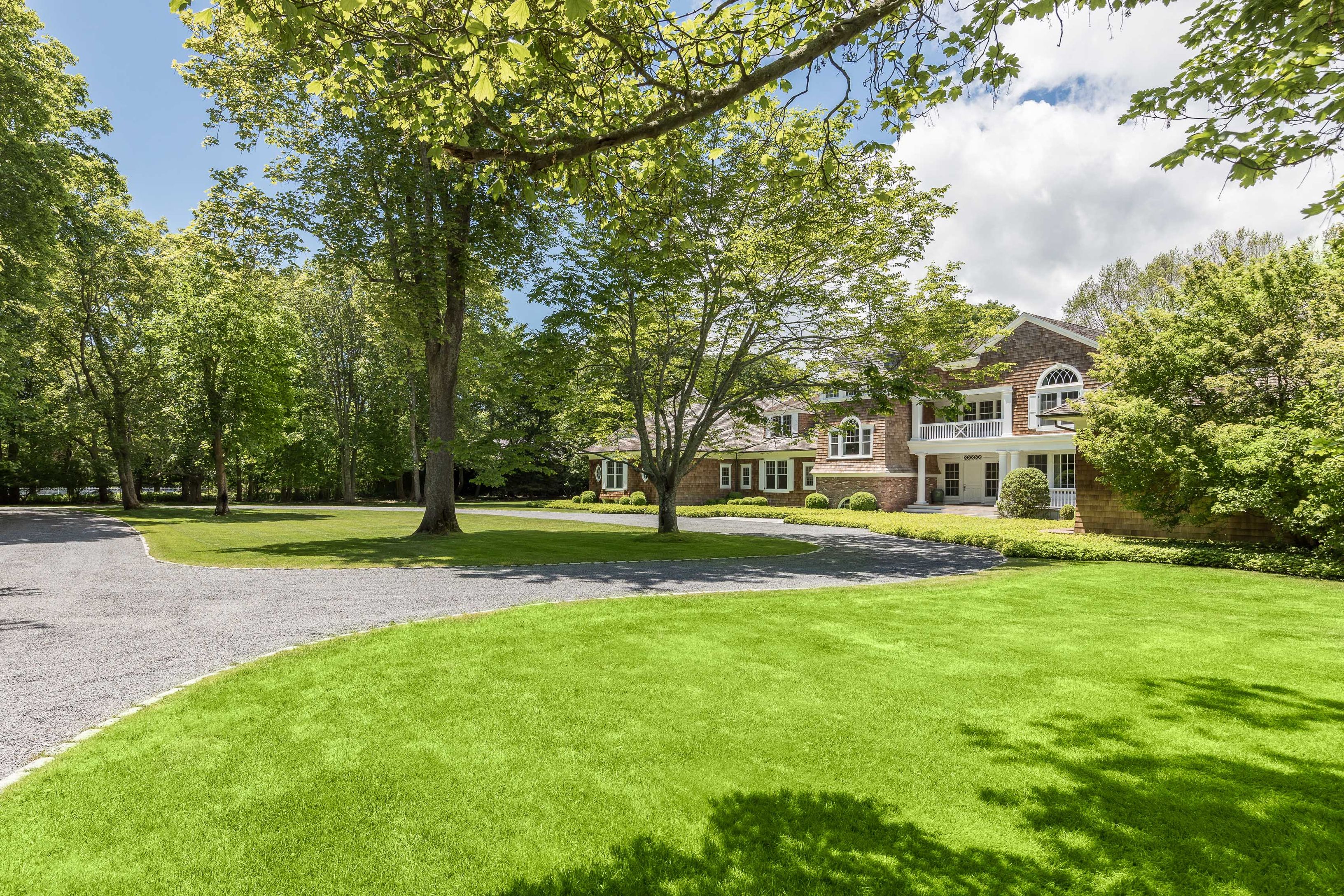 47 Georgica Road East Hampton, NY 11937 - Photo 1 of 25