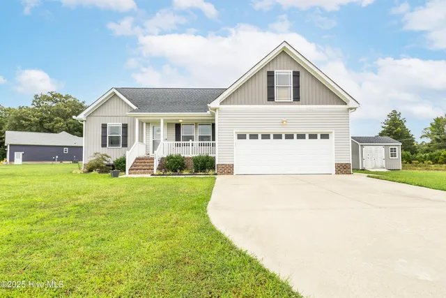 $460,000 | 100 Smitty Lane, Moyock, NC 27958