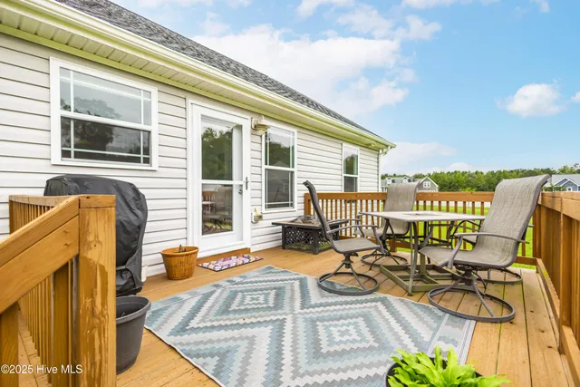 $455,000 | 100 Smitty Lane, Moyock, NC 27958