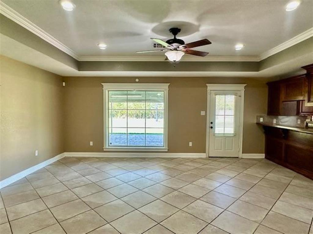 312 Barclay Street Iowa, LA 70647 - Photo 2 of 21