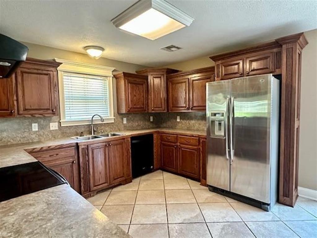 312 Barclay Street Iowa, LA 70647 - Photo 5 of 21