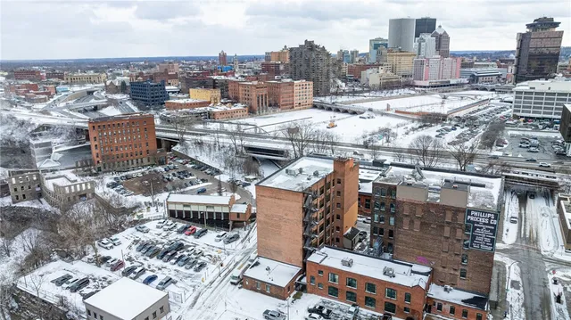 $21,600 | 64 Commercial Street, Unit 206, Rochester, NY 14614