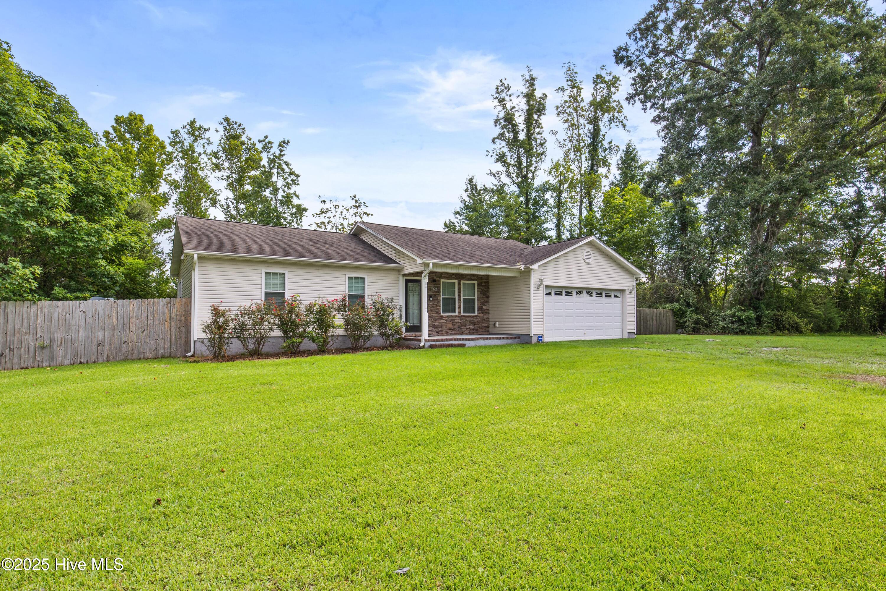 1192 Pony Farm Road Jacksonville, NC 28540 - Photo 2 of 31 2