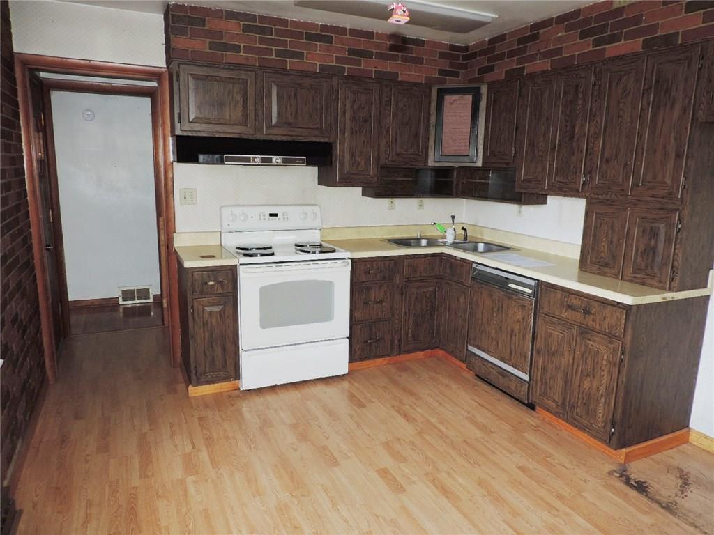1837 Midland Beaver Road Industry, PA 15052 - Photo 4 of 20 Gallery Image 4