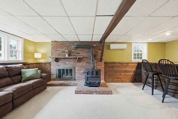 $725,000 | 5 Jackson Drive, Walpole, MA 02071