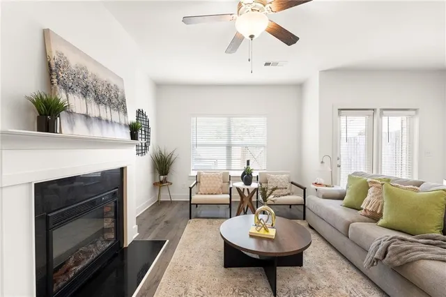 $279,900 | 5820 Calle Vista Drive, Lithonia, GA 30058