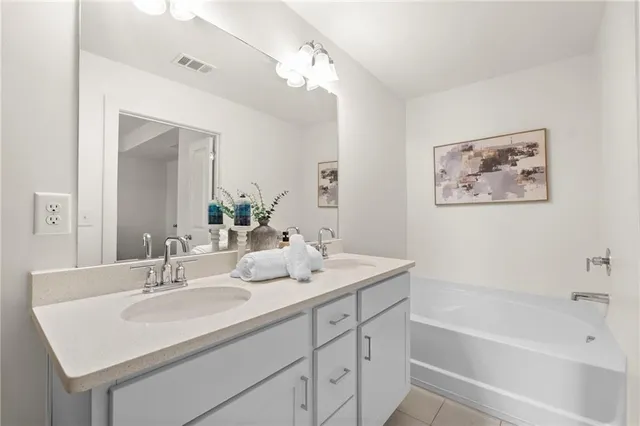 $279,900 | 5820 Calle Vista Drive, Lithonia, GA 30058