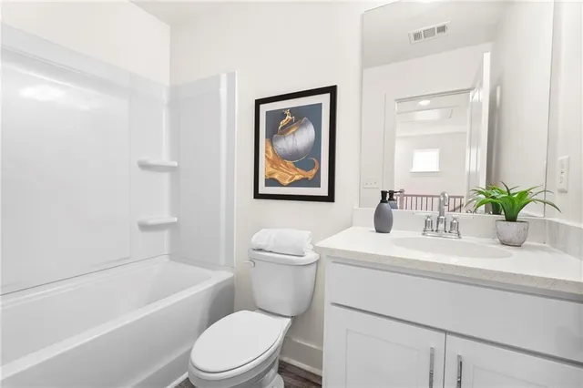 $279,900 | 5820 Calle Vista Drive, Lithonia, GA 30058