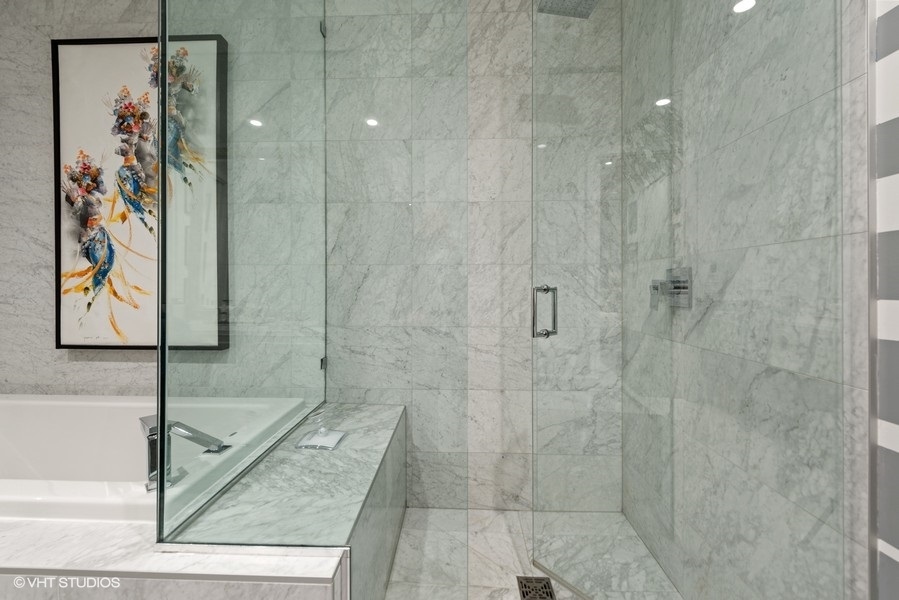 111 South Peoria Street, Unit 506 Chicago, IL 60607 - Photo 18 of 24 a bathroom with a shower