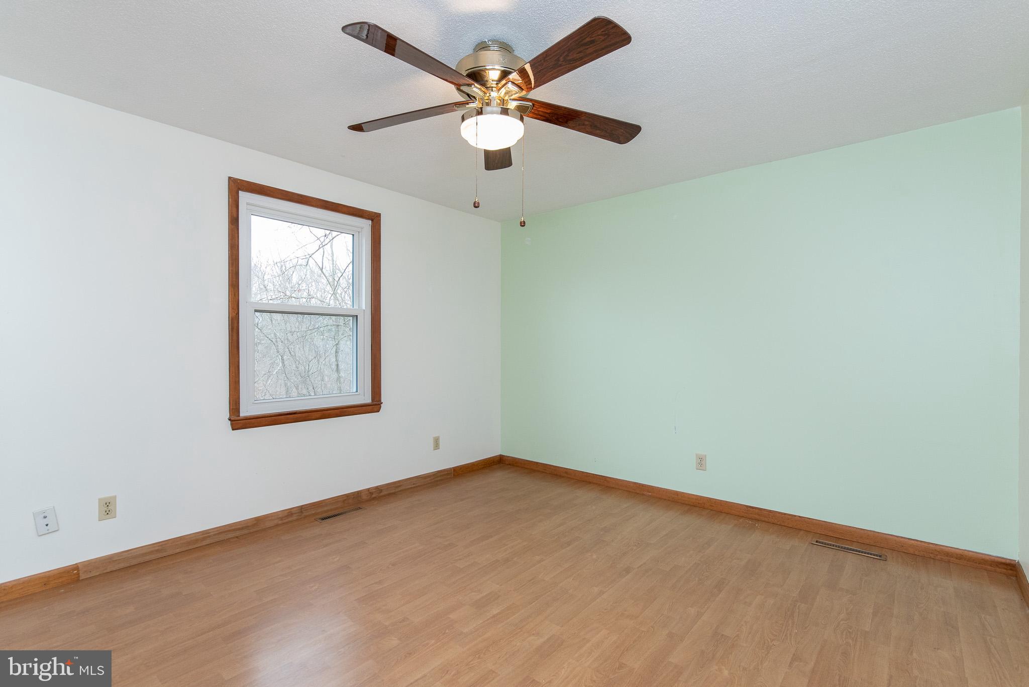 4330 Church Road Manchester, MD 21102 - Photo 14 of 38 Bedroom 2 with ceiling fan