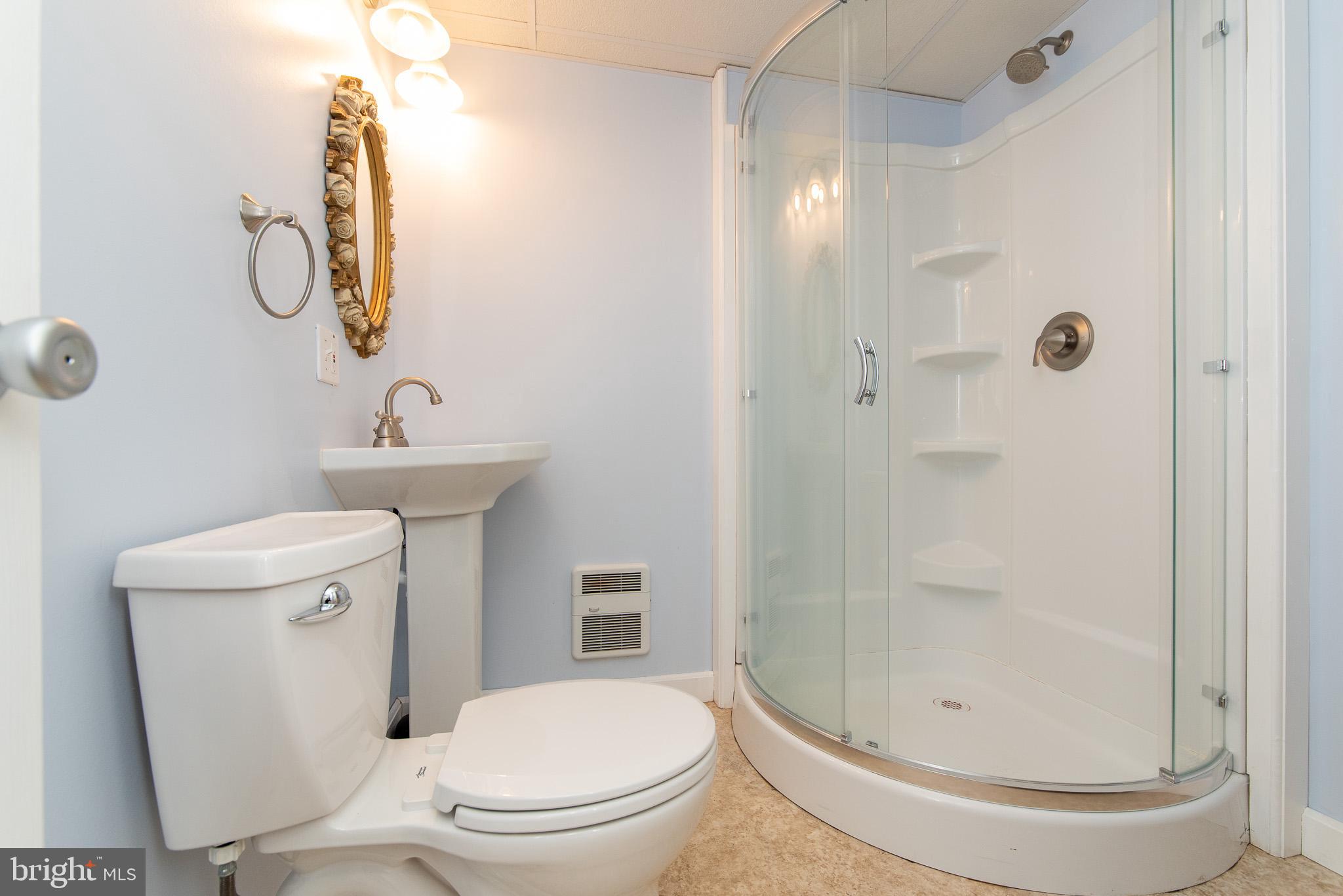 4330 Church Road Manchester, MD 21102 - Photo 27 of 38 In-law quarters bathroom with round shower stall