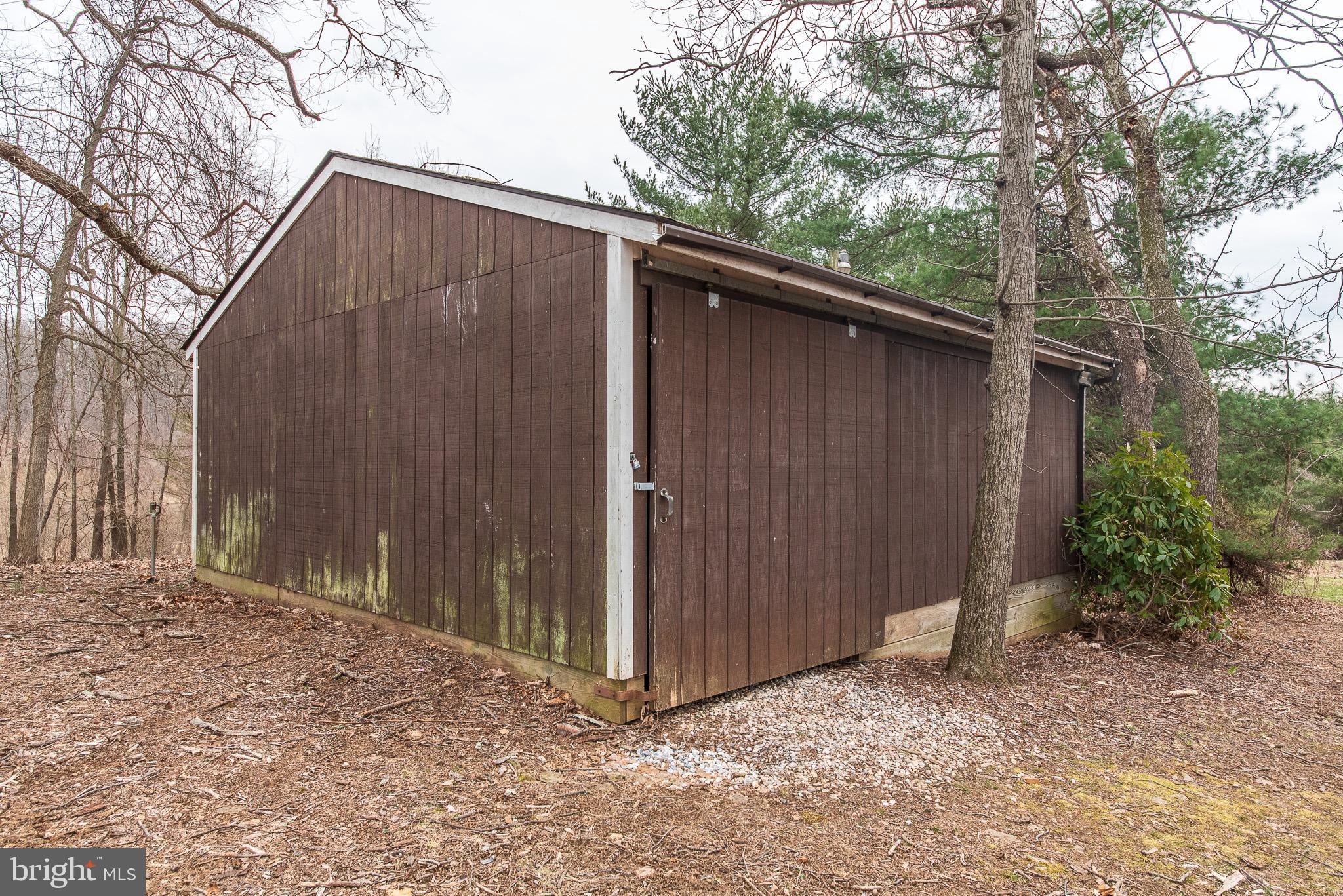 4330 Church Road Manchester, MD 21102 - Photo 31 of 38 Outbuilding provides additional storage