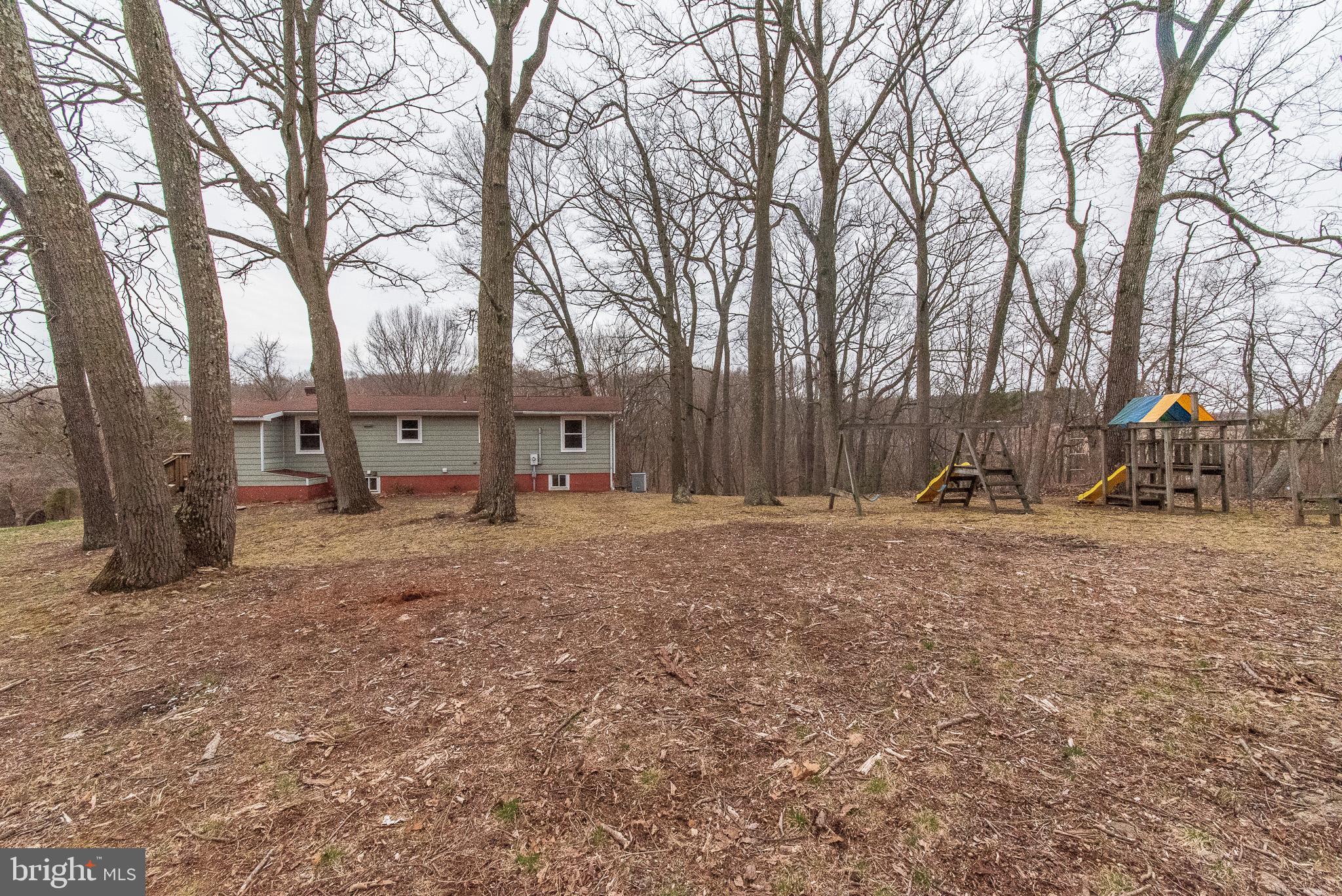 4330 Church Road Manchester, MD 21102 - Photo 32 of 38 Spacious yard