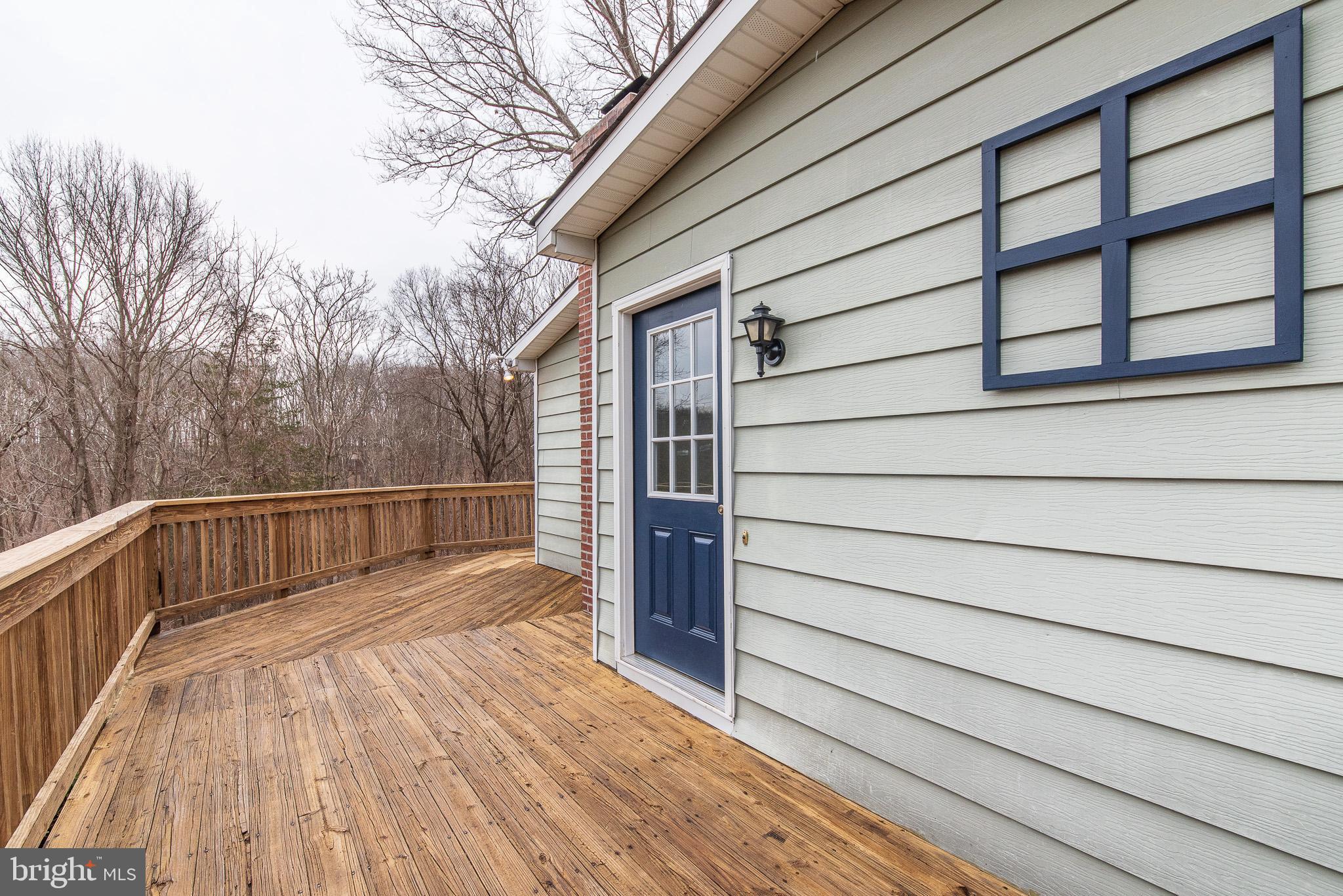 4330 Church Road Manchester, MD 21102 - Photo 38 of 38 Spacious deck