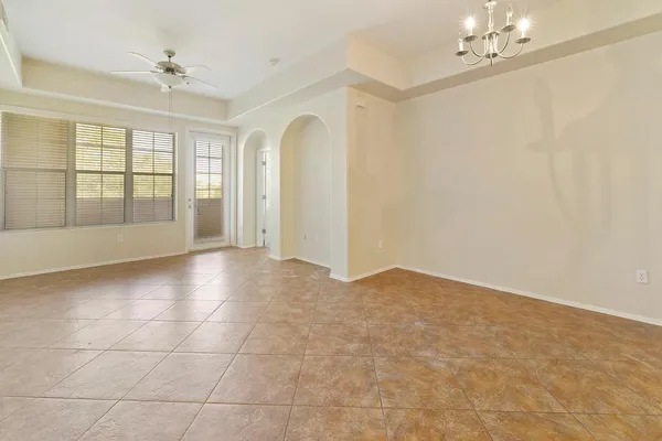 $1,595 | 14575 West Mountain View Boulevard, Unit 10308, Surprise, AZ 85374