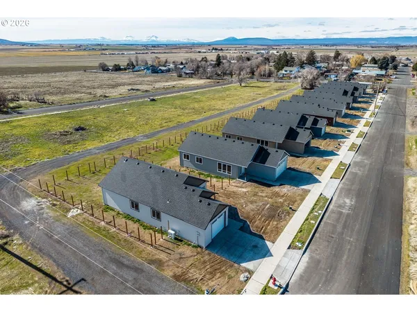 $329,900 | 516 Southwest 6th Street, Madras, OR 97741