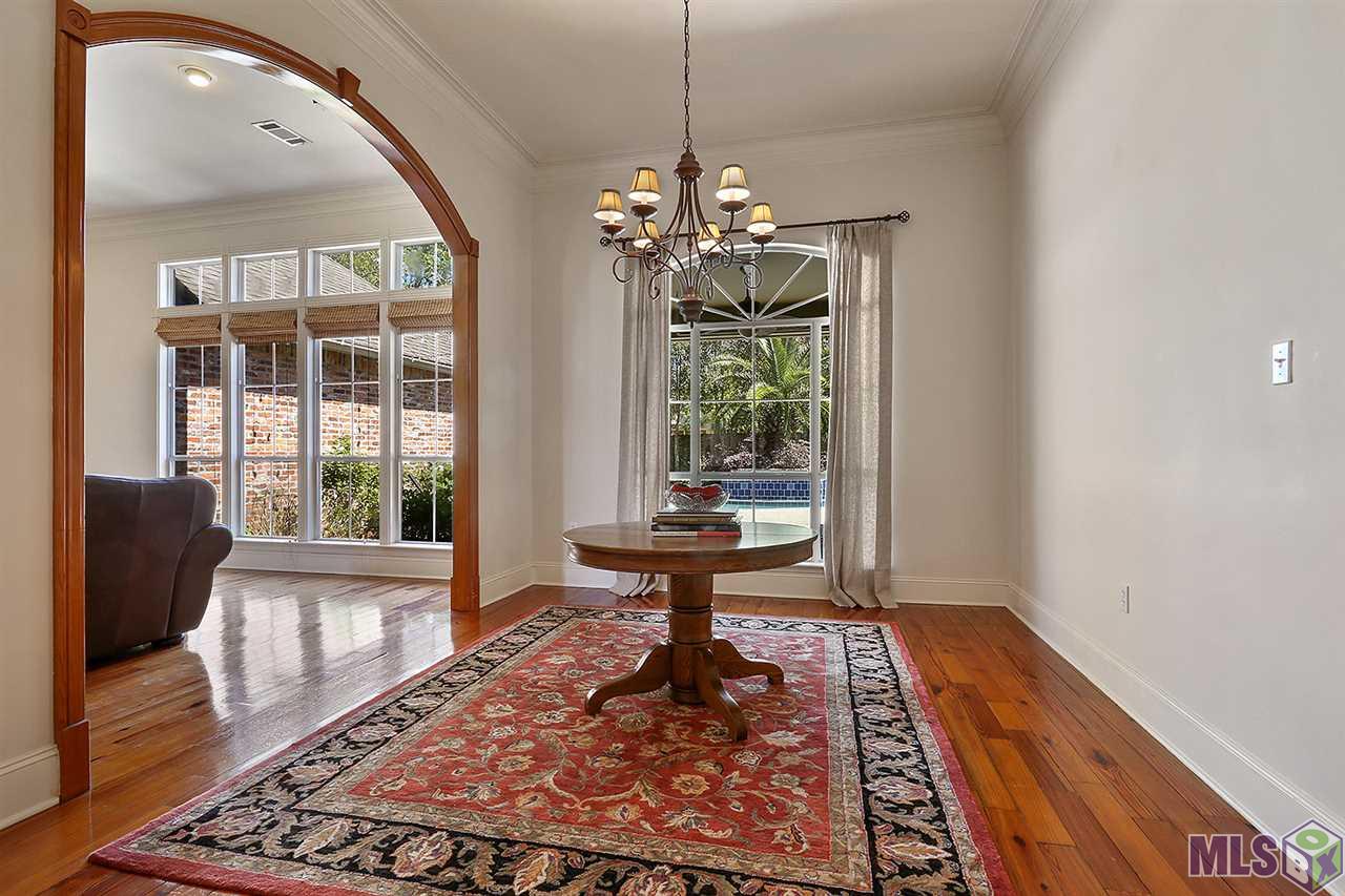 1638 St Albans Baton Rouge La Baton Rouge, LA 70810 - Photo 3 of 14 Dining Room