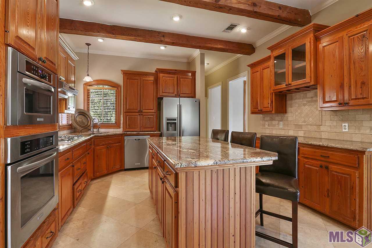 1638 St Albans Baton Rouge La Baton Rouge, LA 70810 - Photo 4 of 14 Kitchen