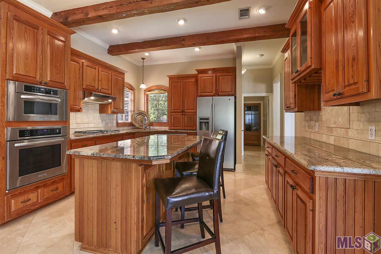 1638 St Albans Baton Rouge La Baton Rouge, LA 70810 - Photo 5 of 14 Kitchen