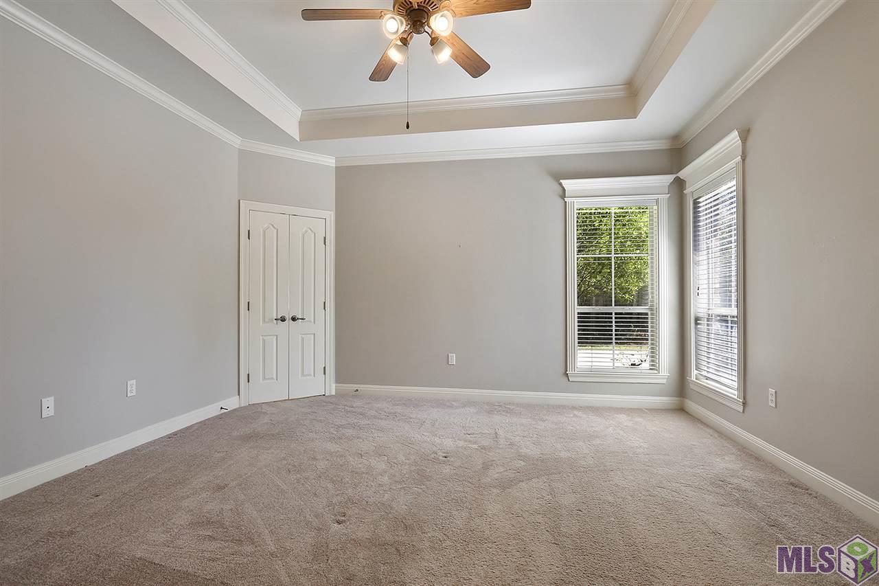 1638 St Albans Baton Rouge La Baton Rouge, LA 70810 - Photo 8 of 14 Master Bedroom