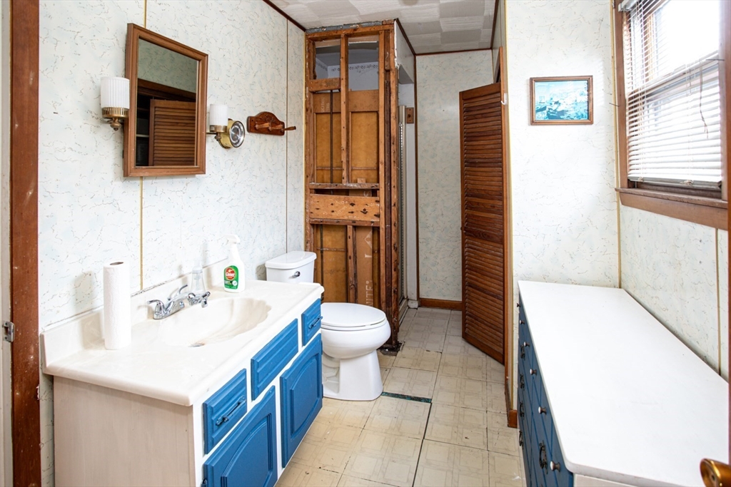 76 Foundry Street Easton, MA 02375 - Photo 13 of 17