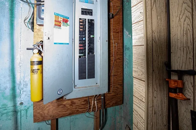 $449,000 | 76 Foundry Street, Easton, MA 02375