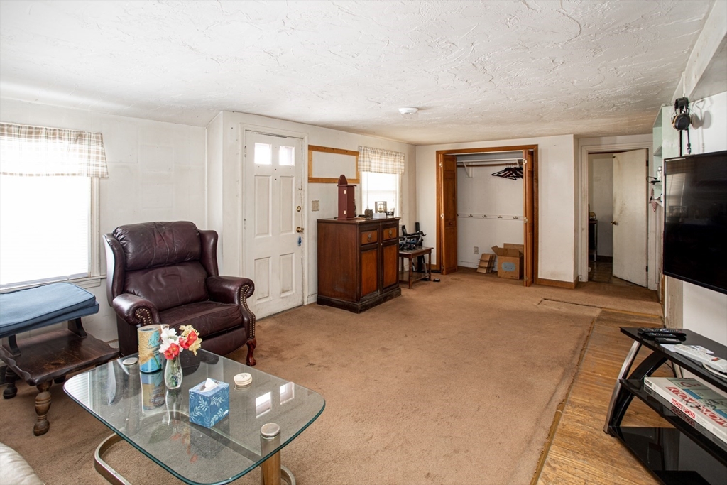 76 Foundry Street Easton, MA 02375 - Photo 9 of 17