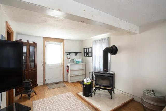$449,000 | 76 Foundry Street, Easton, MA 02375