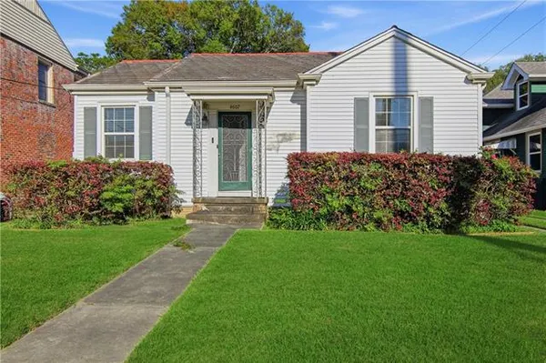 $1,650 | 4607 Mandeville Street, New Orleans, LA 70122