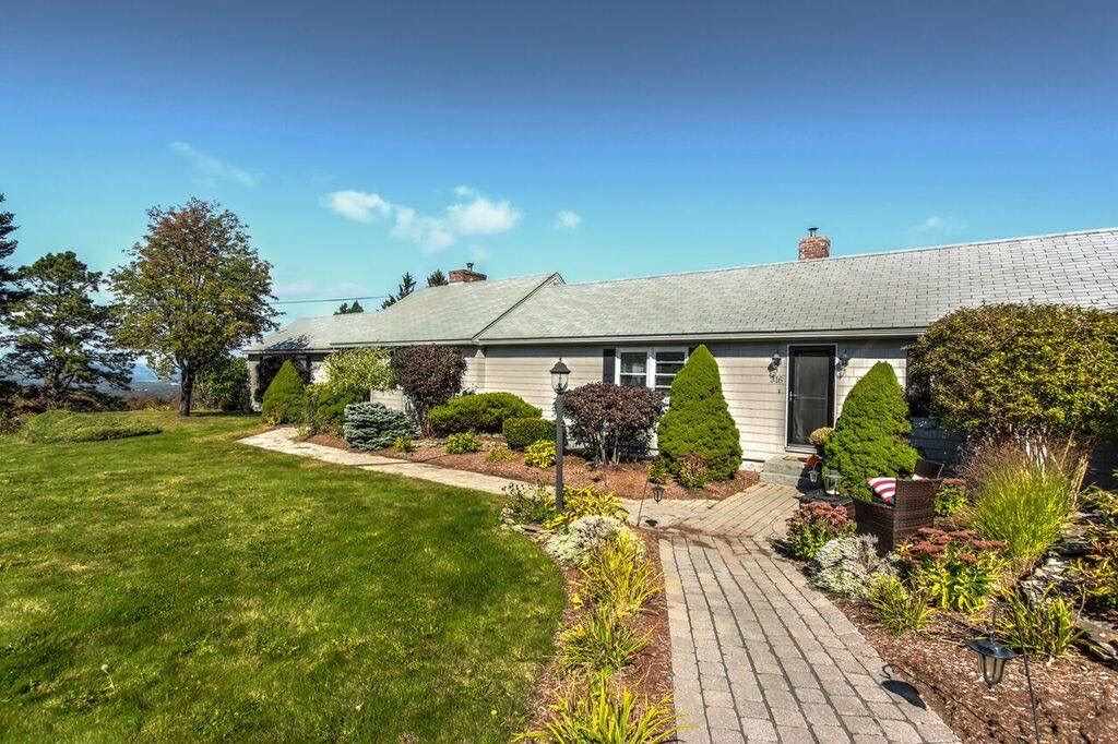 316 Liberty Hill Road Gilford, NH 03249 - Photo 2 of 23 Gallery Image 2