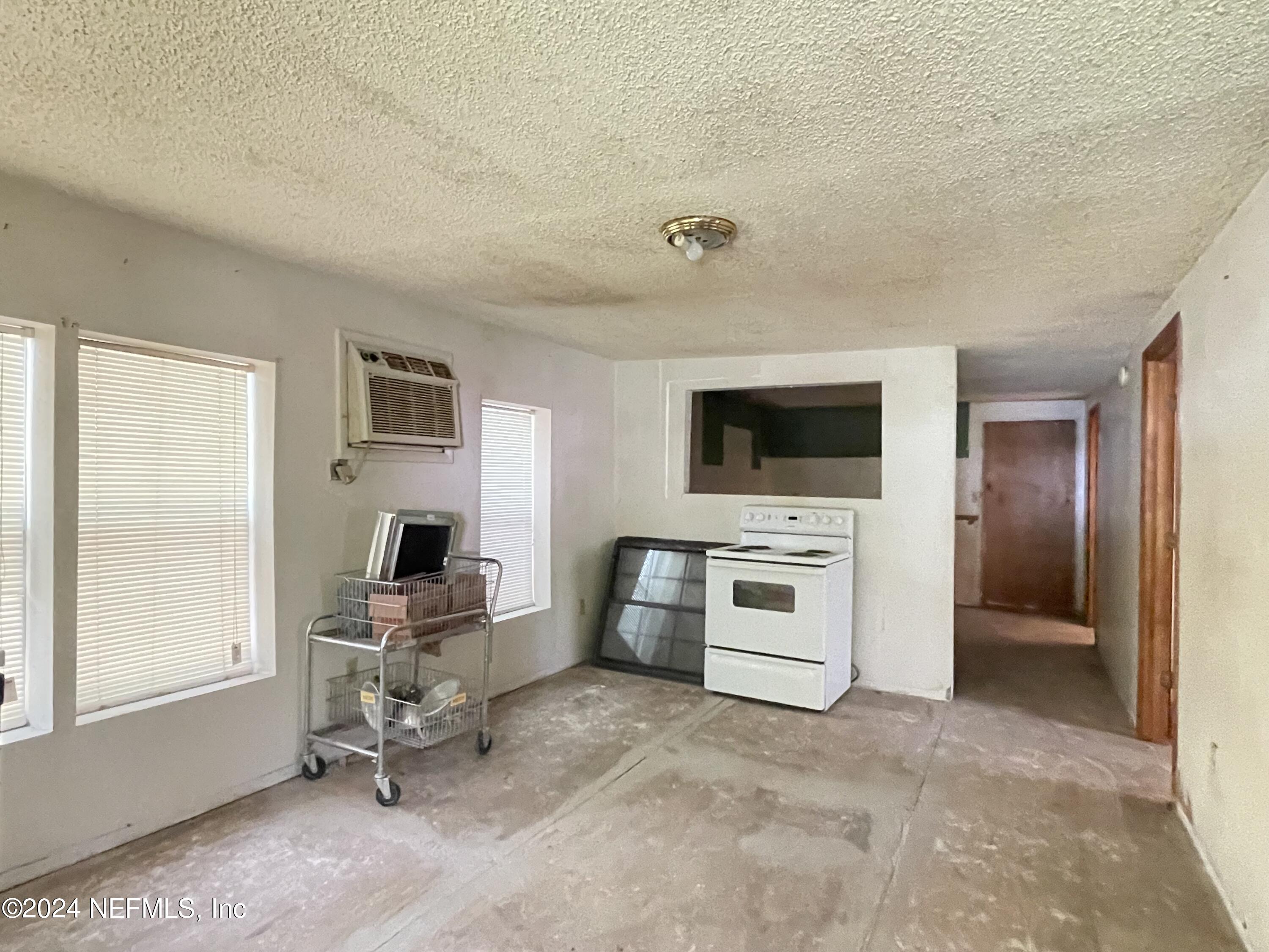 1205 Dell Street Starke, FL 32091 - Photo 4 of 10 IMG_9764