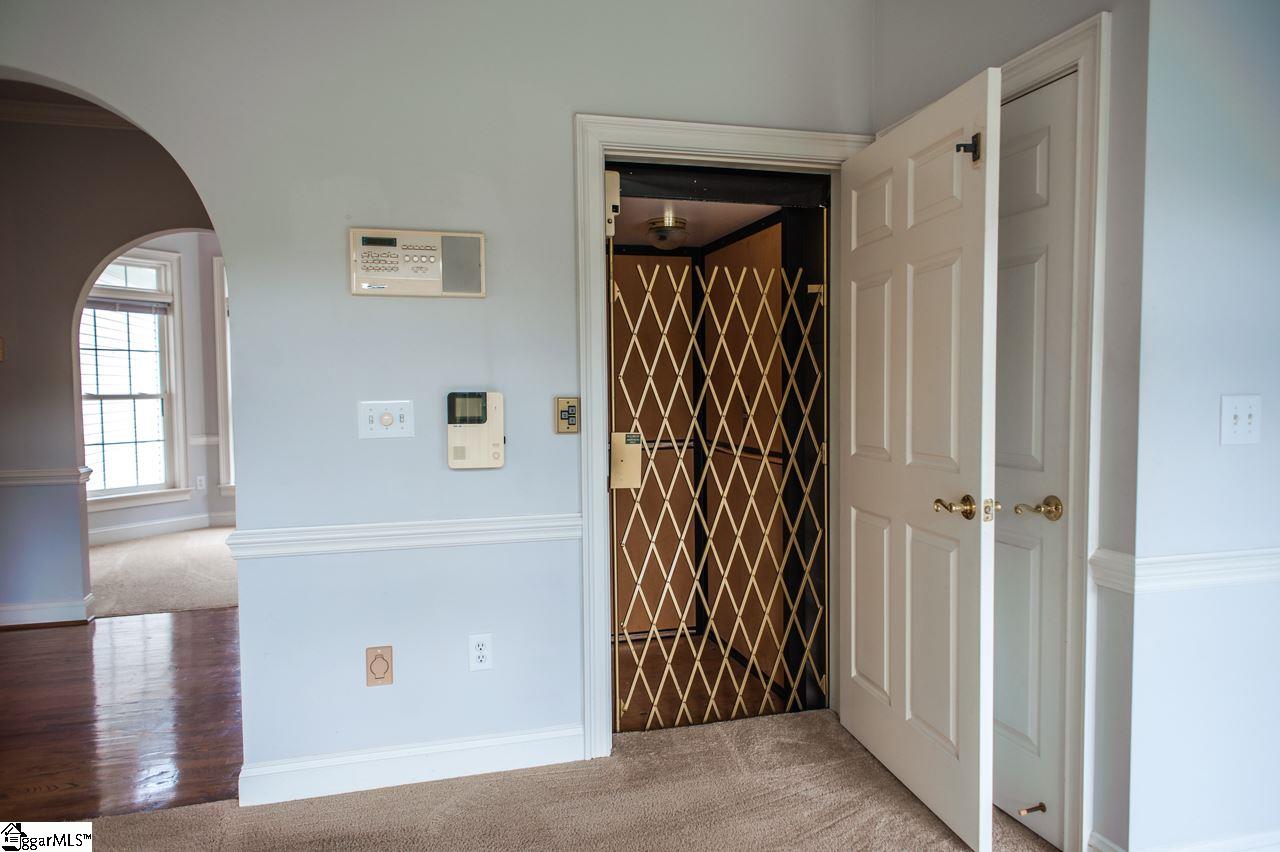 901 Bennetts Bridge Road Greer, SC 29651 - Photo 10 of 36 Gallery Image 10