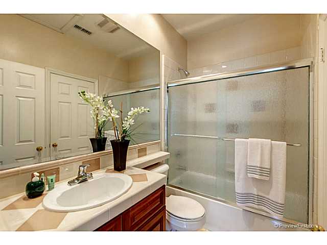 1740 Dylan Way Encinitas, CA 92024 - Photo 13 of 25 En suite bathroom