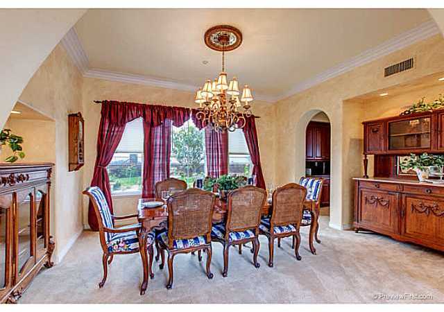 1740 Dylan Way Encinitas, CA 92024 - Photo 6 of 25 Large with views of side courtyard