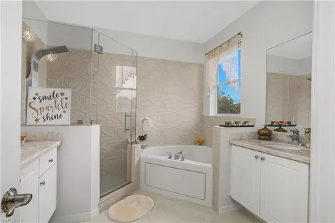 $549,900 | 10125 North Golden Elm Drive, Estero, FL 33928