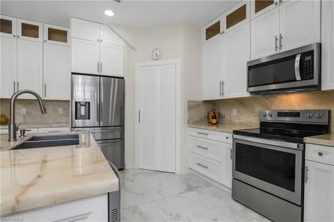 $549,900 | 10125 North Golden Elm Drive, Estero, FL 33928