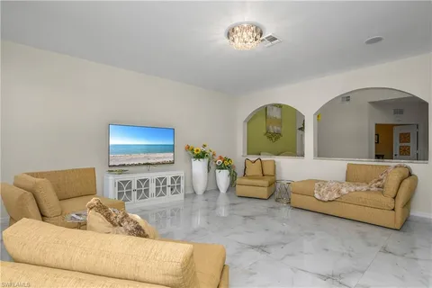 $549,900 | 10125 North Golden Elm Drive, Estero, FL 33928