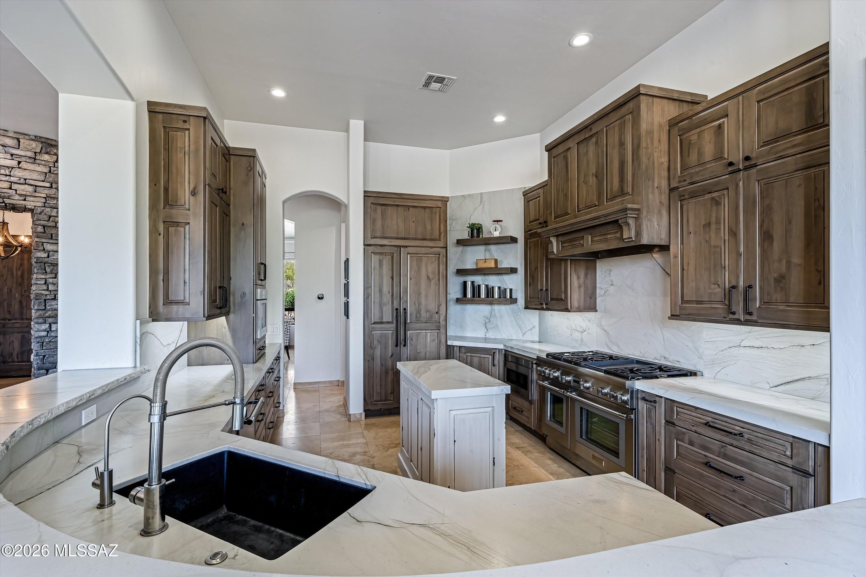 15236 East Two Bar Z Ranch Place Vail, AZ 85641 - Photo 13 of 49 Kitchen
