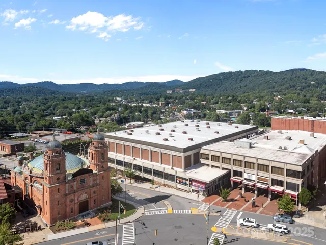 $200,000 | 37 Hiawassee Street, Unit W102, Asheville, NC 28801