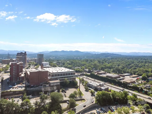 $200,000 | 37 Hiawassee Street, Unit W102, Asheville, NC 28801