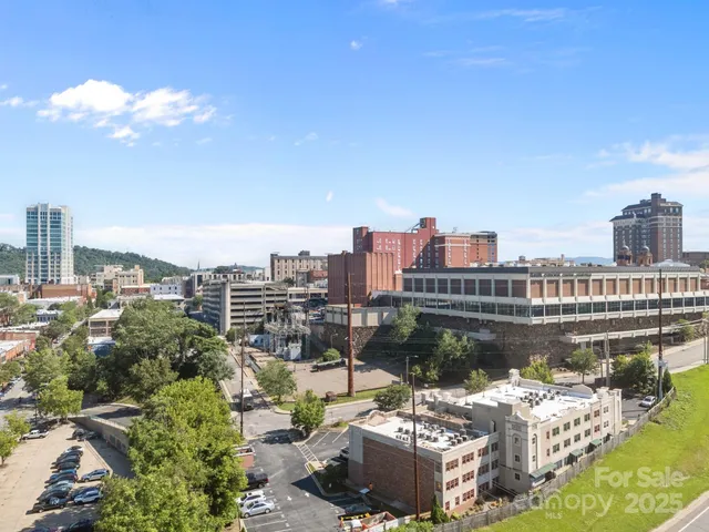 $200,000 | 37 Hiawassee Street, Unit W102, Asheville, NC 28801