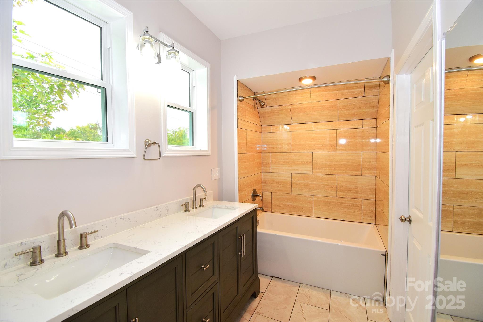 223 North Main Street Canton, NC 28716 - Photo 21 of 38
